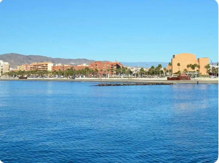 Playa Y Sol Z2 Apartman Almería Kültér fotó